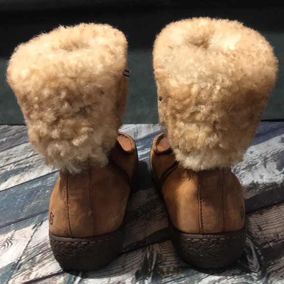 🐬 BORN Brown Leather Shearing Cuff Boots - Picture 7 of 16